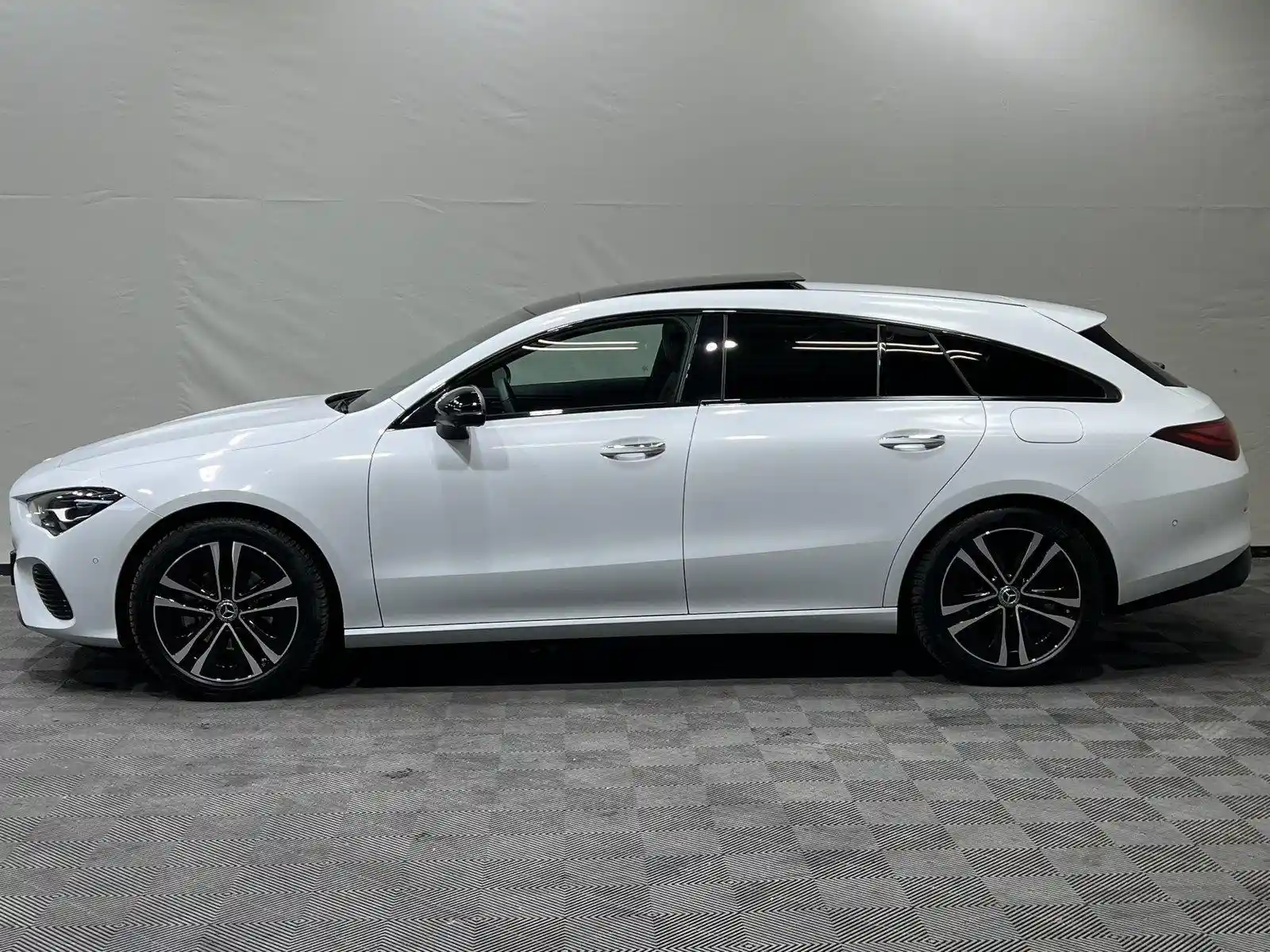 Mercedes-Benz CLA 180 Shooting Brake