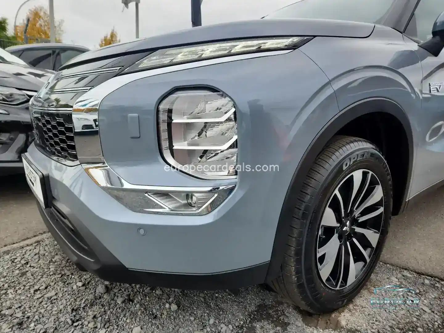Mitsubishi Plug-in Hybrid Outlander