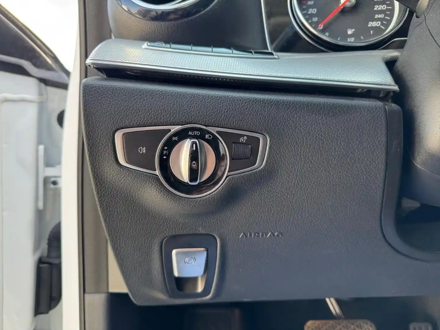 Mercedes-Benz E 400