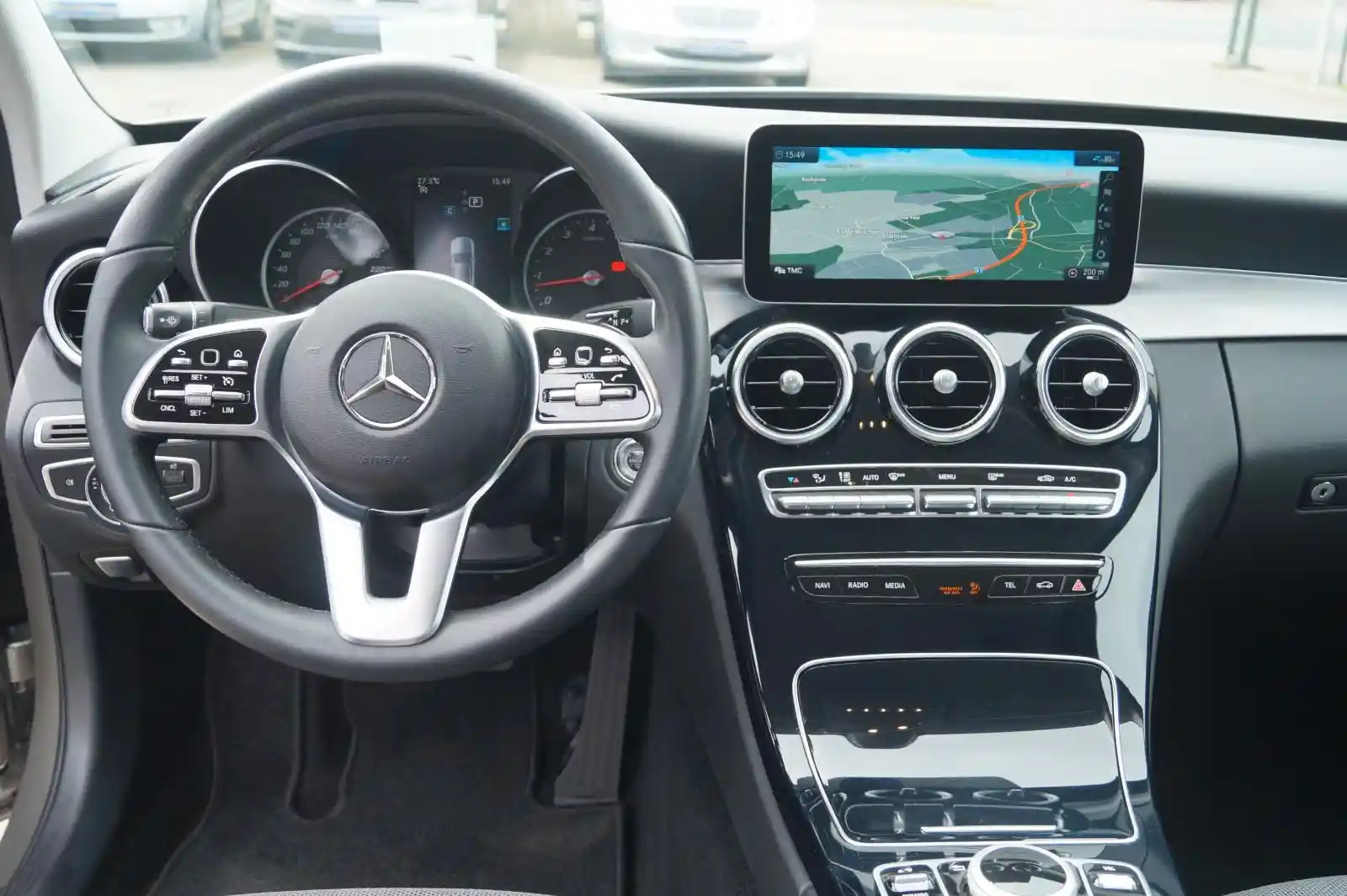 Mercedes-Benz C 180