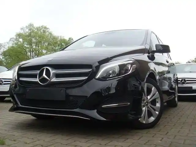 Mercedes-Benz B 200