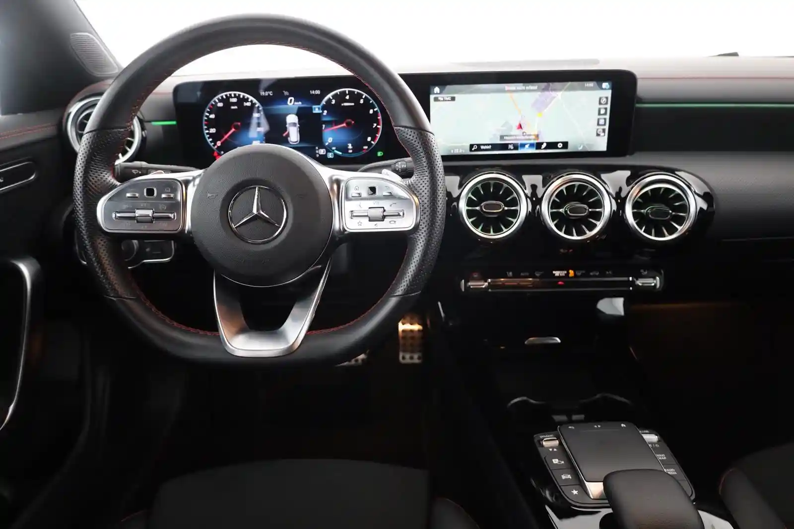 Mercedes-Benz CLA 200 Shooting Brake
