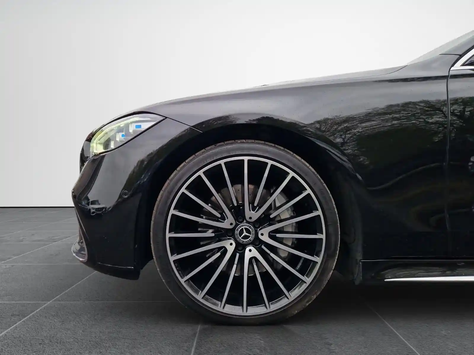 Mercedes-Benz S 400