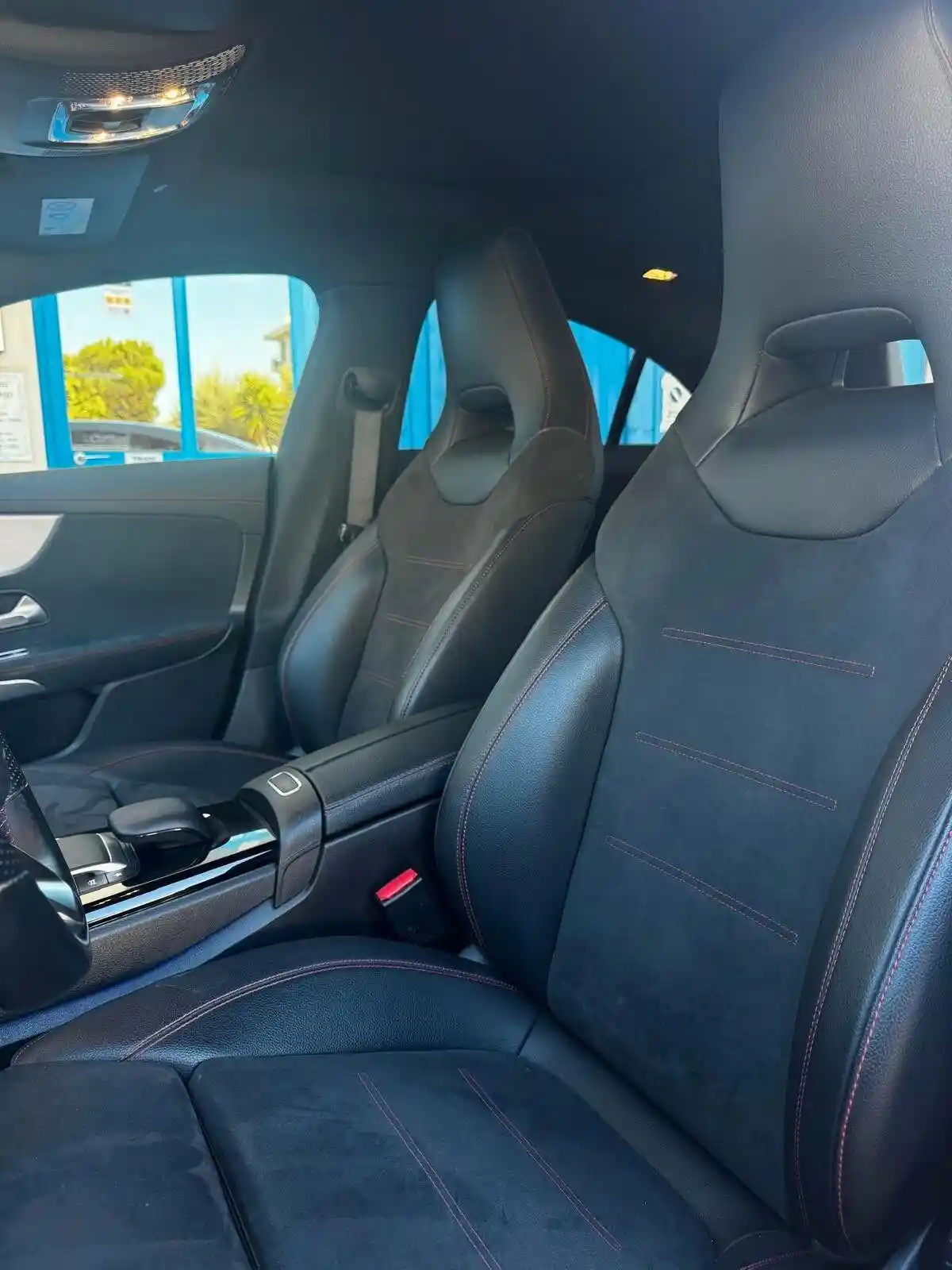 Mercedes-Benz CLA 180