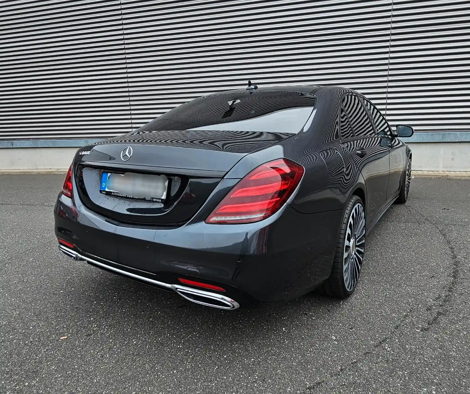 Mercedes-Benz S 400