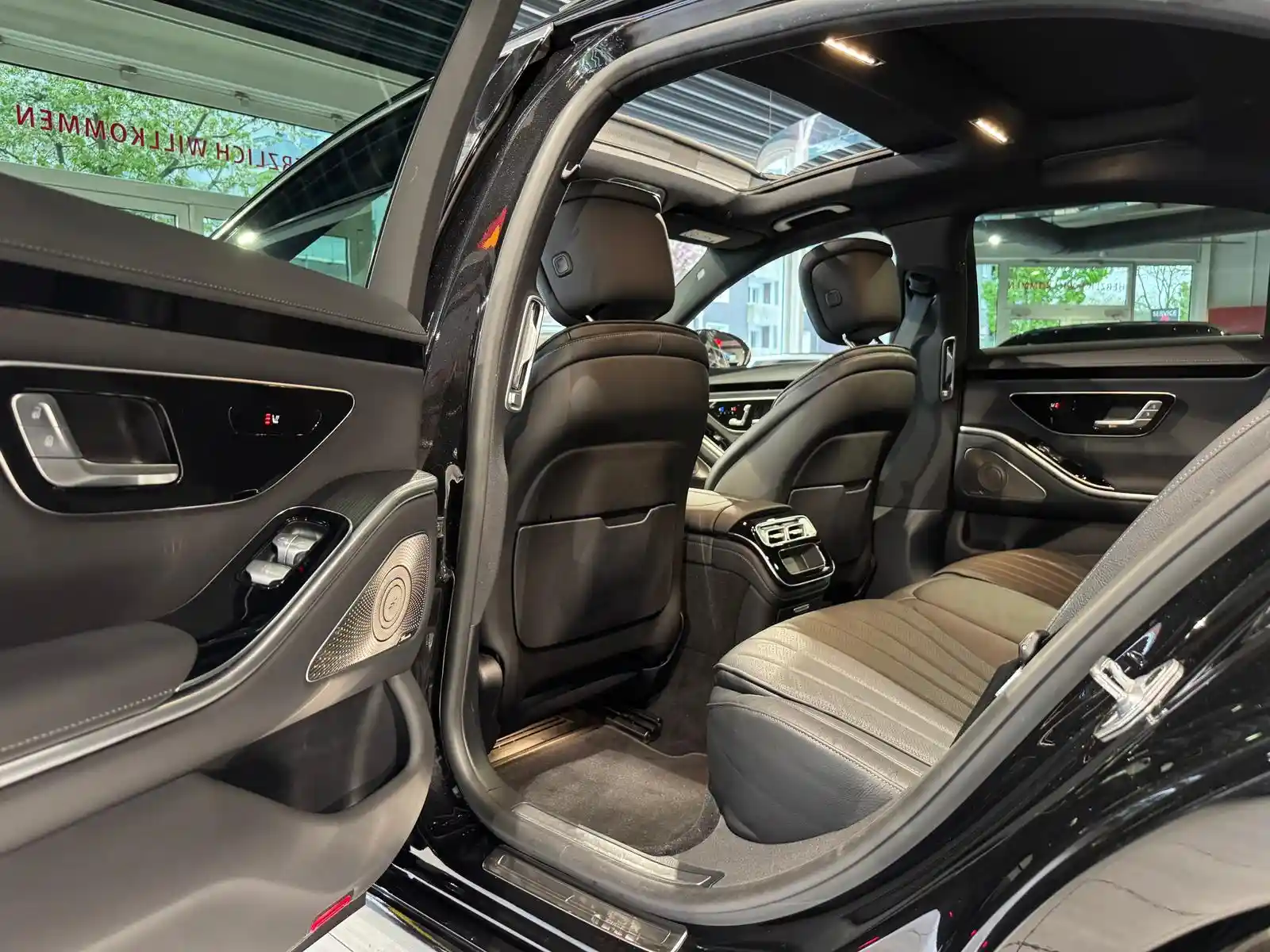 Mercedes-Benz S 400
