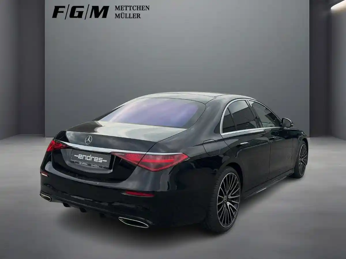 Mercedes-Benz S 500
