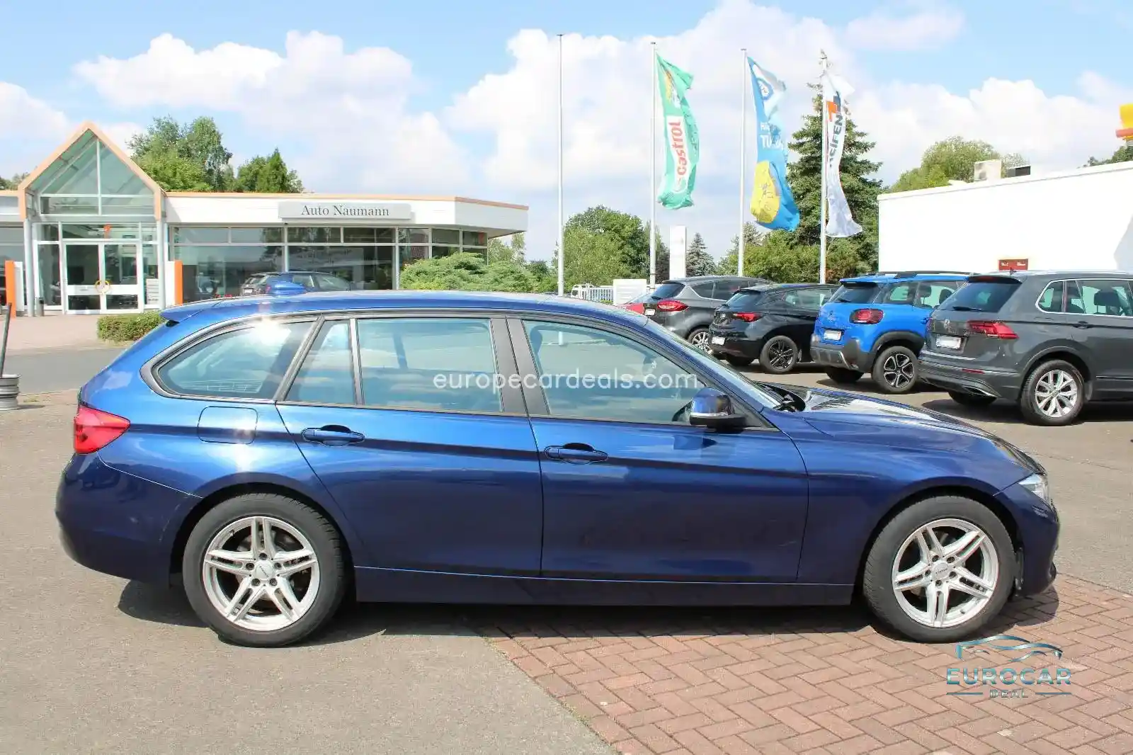 BMW 320