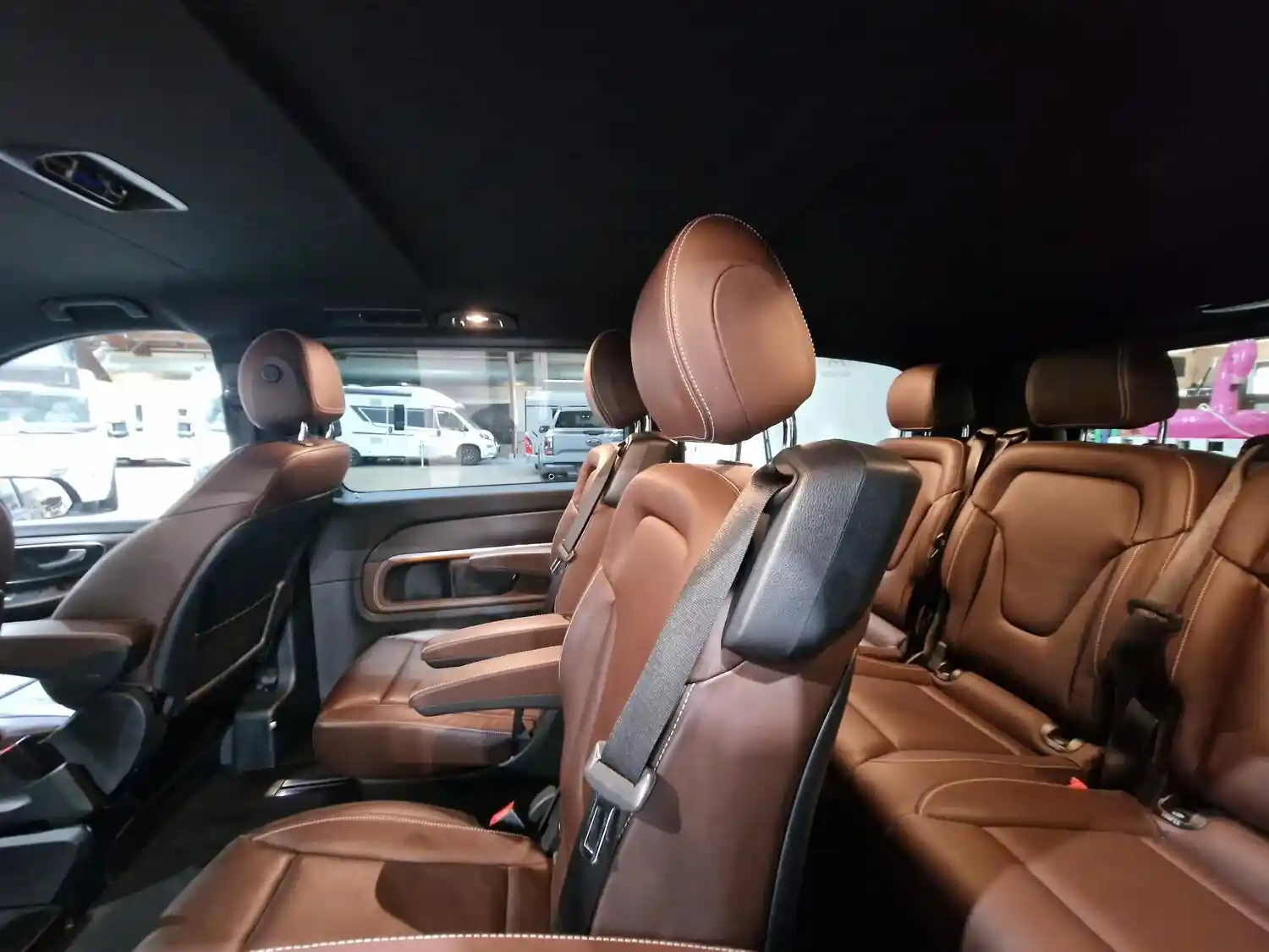 Mercedes-Benz V 220