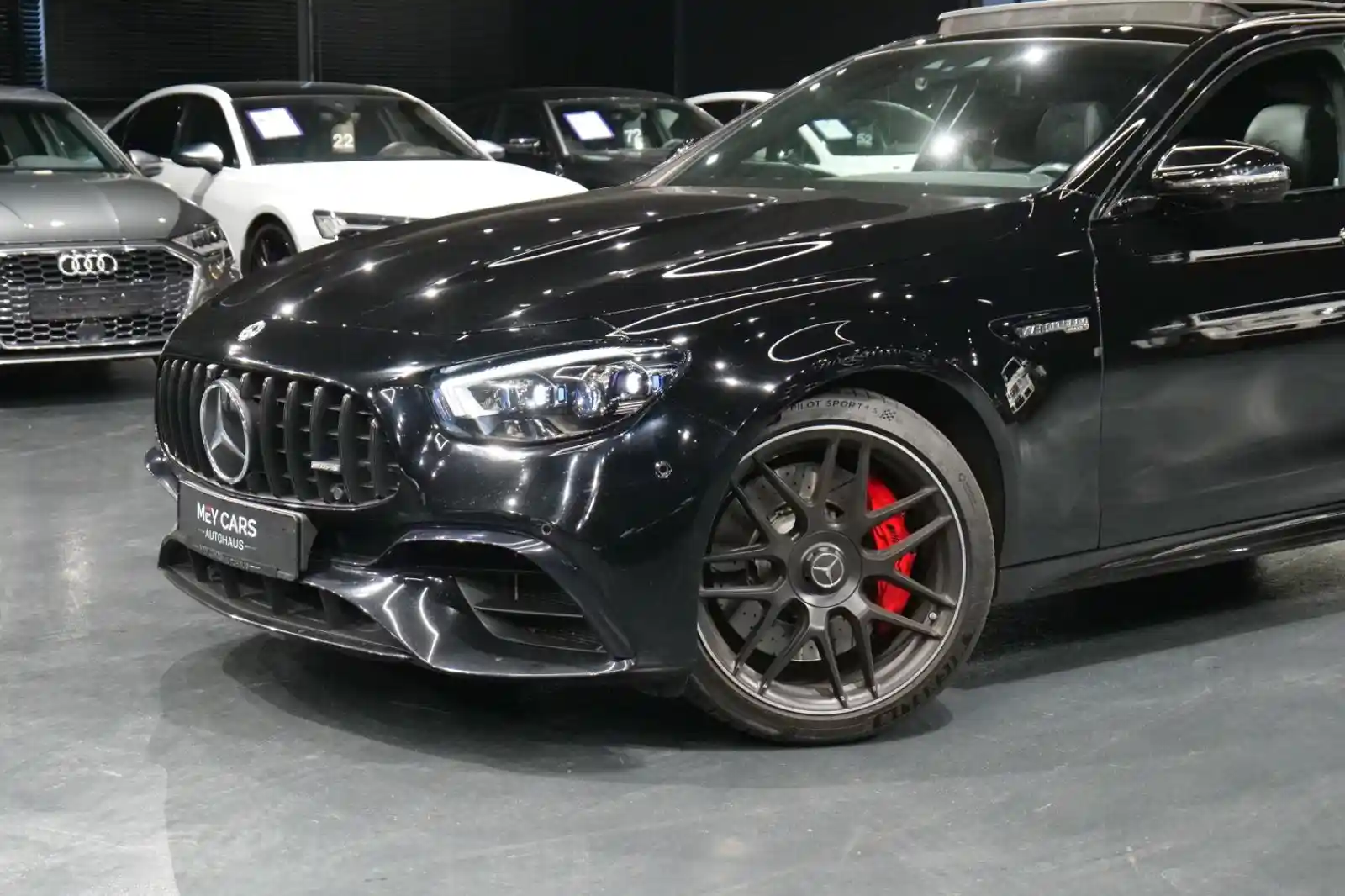 Mercedes-Benz E 63 AMG