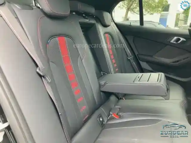 BMW 128