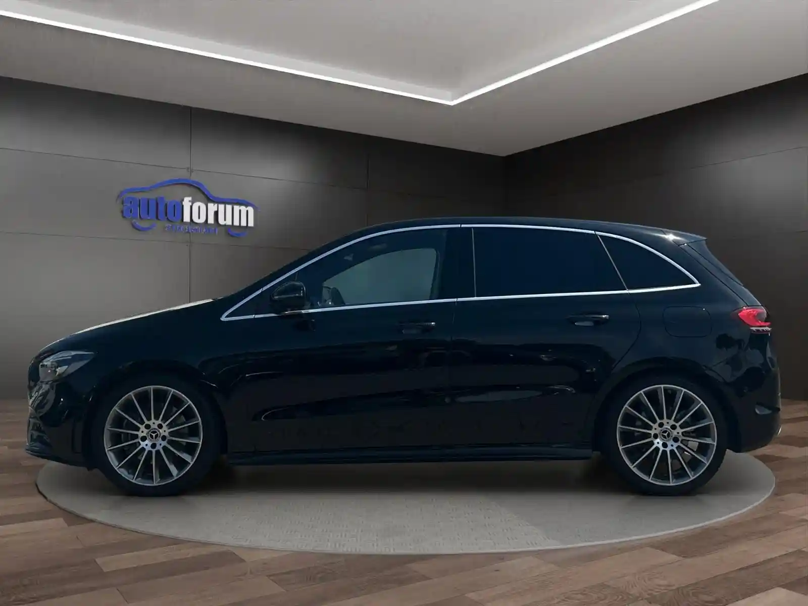 Mercedes-Benz B 220