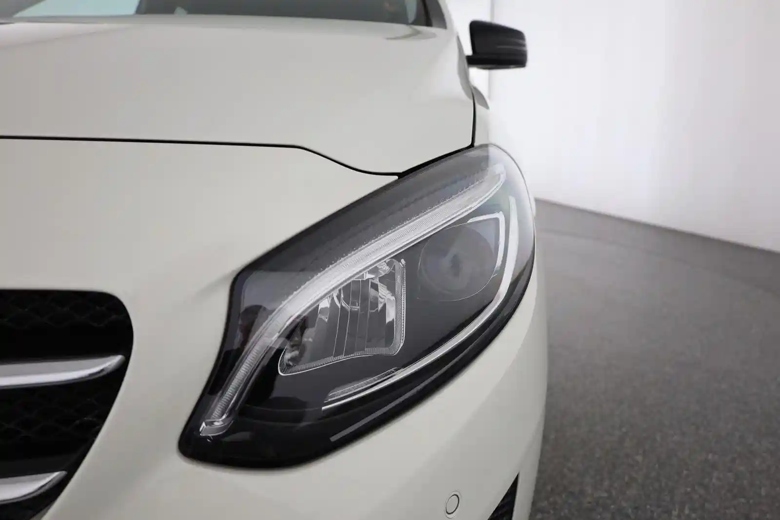 Mercedes-Benz B 150