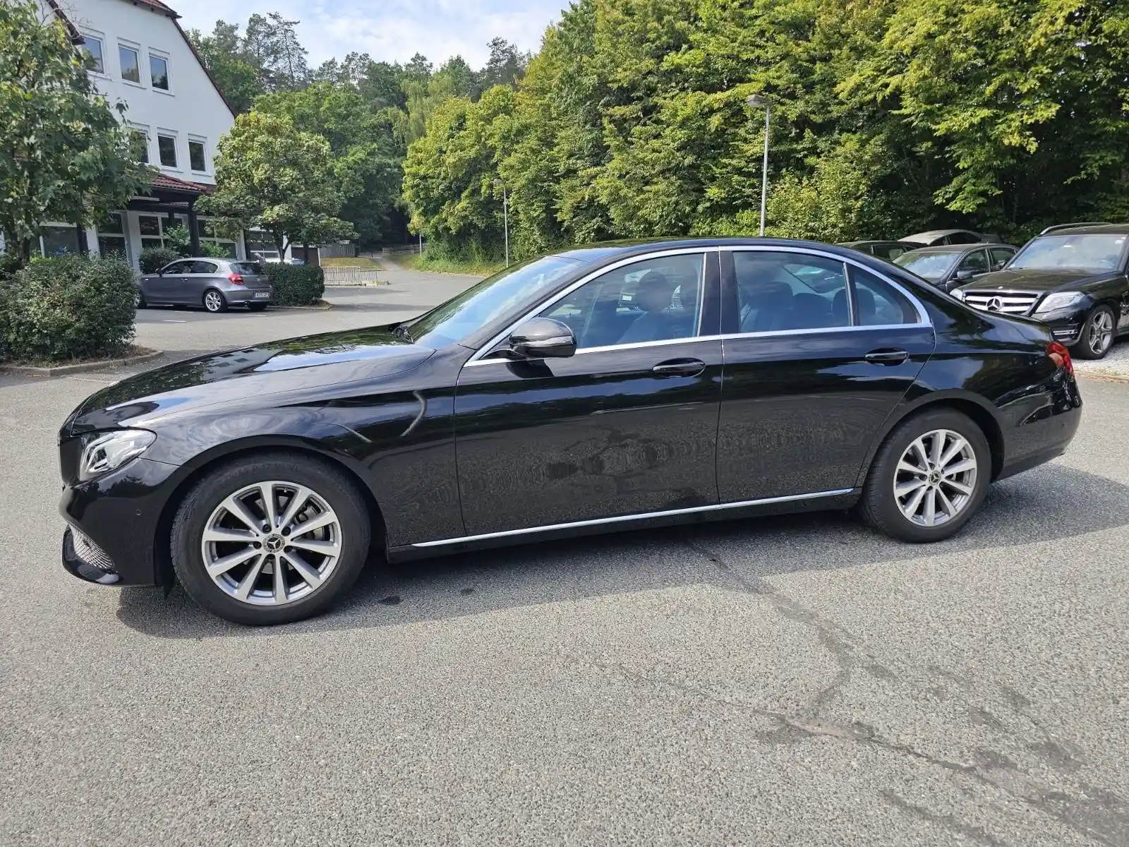 Mercedes-Benz E 200