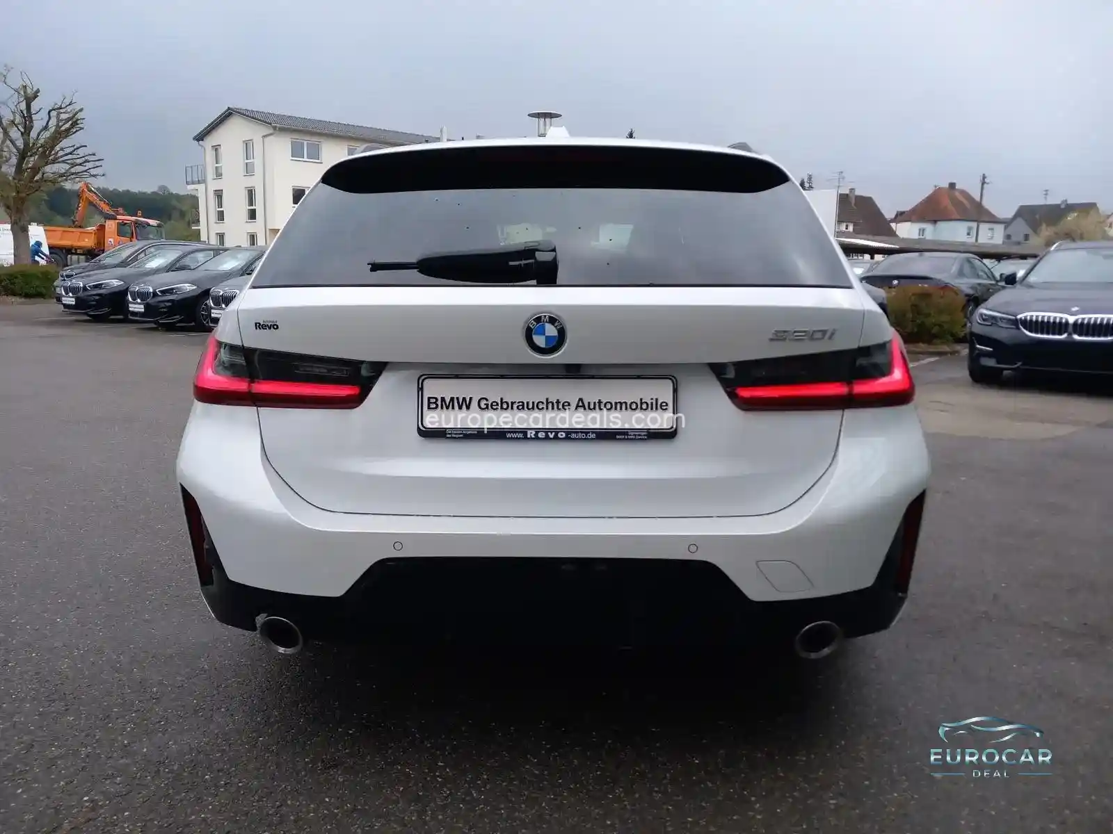 BMW 320