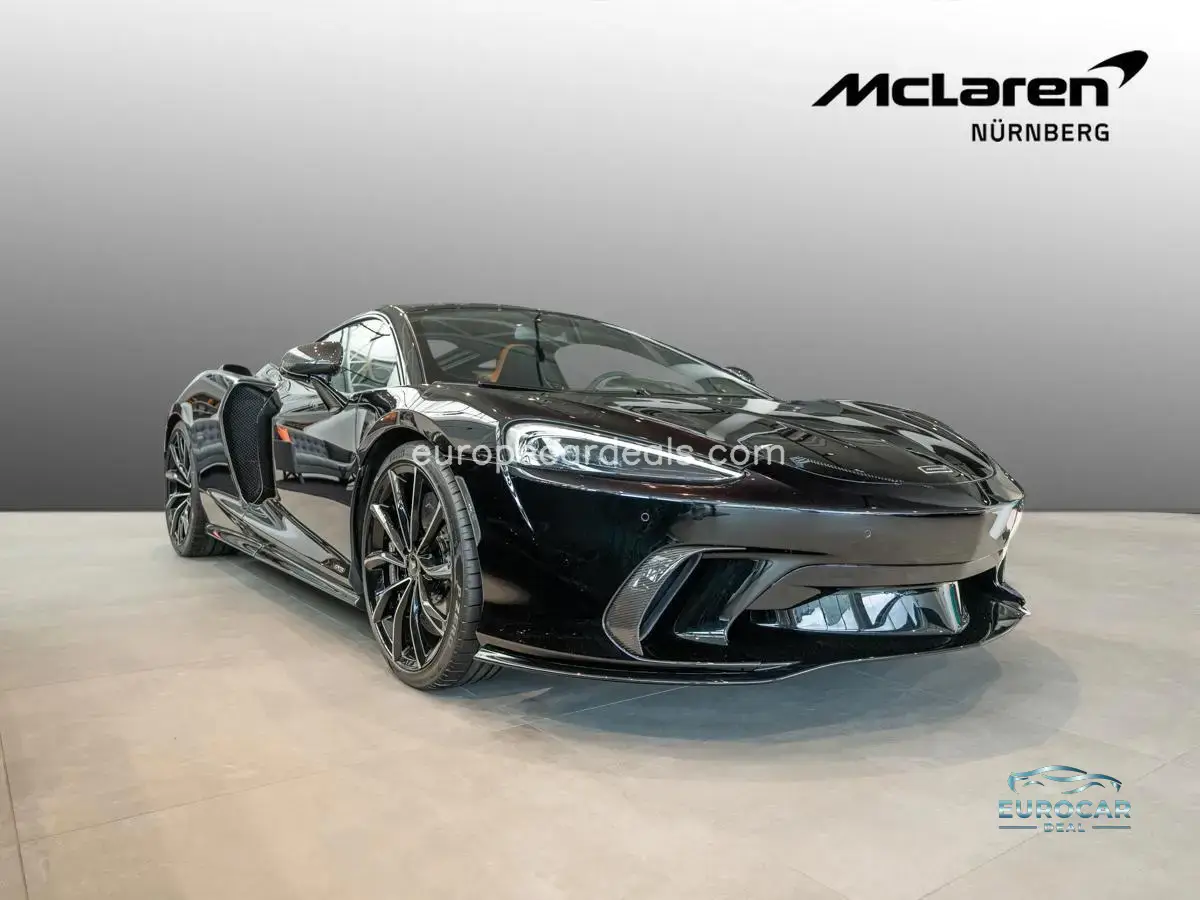 McLaren GT