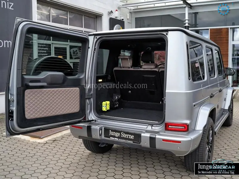 Mercedes-Benz G 500