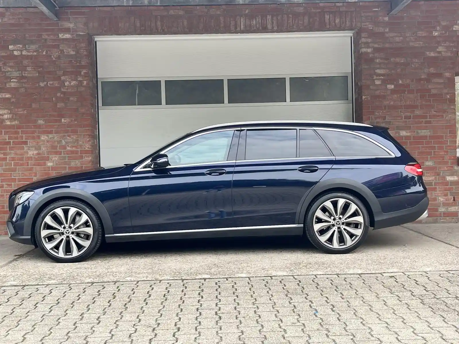 Mercedes-Benz E 400