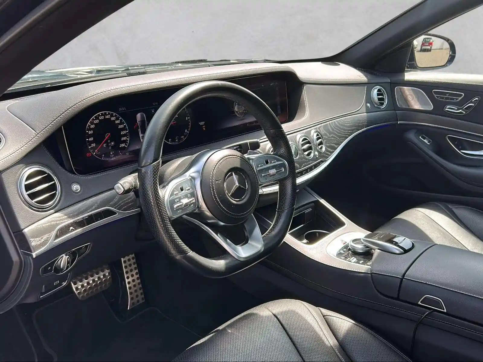 Mercedes-Benz S 400