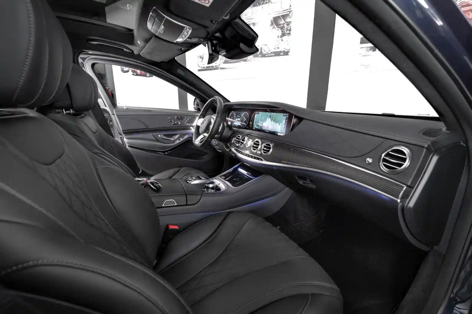 Mercedes-Benz S 560