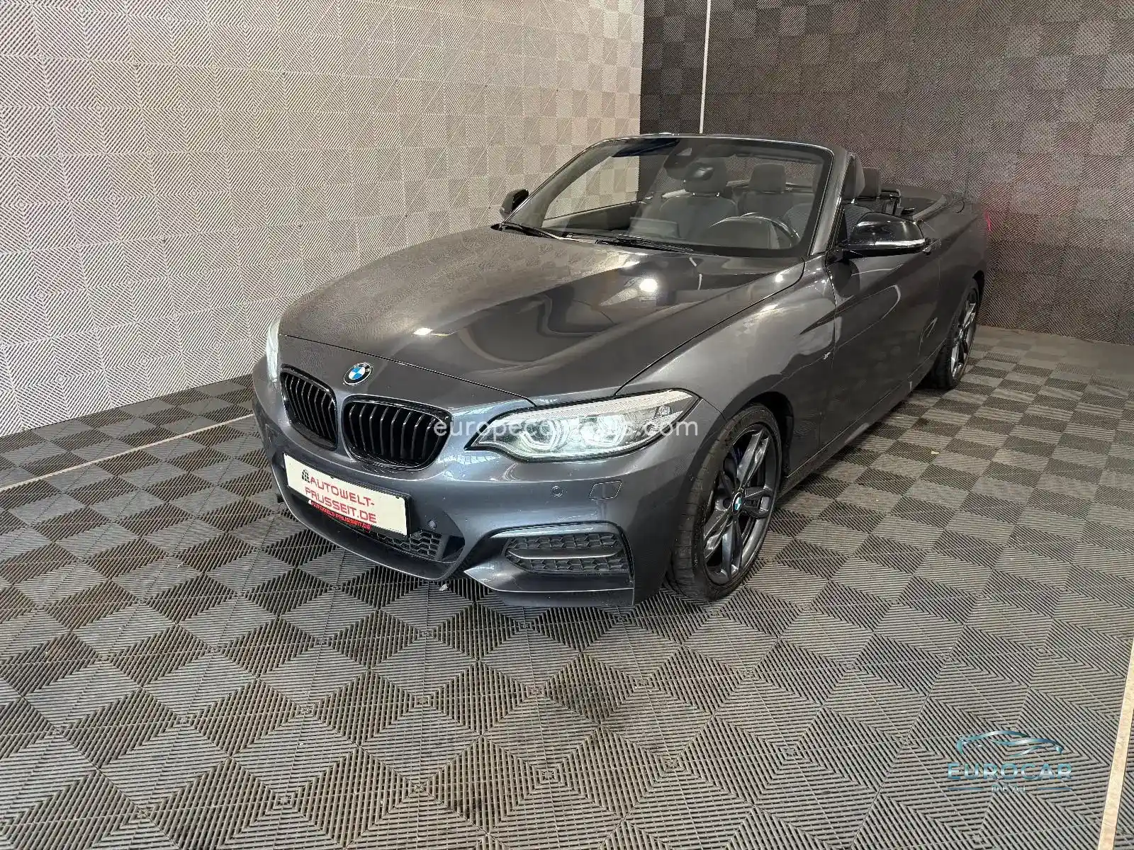 BMW M240i