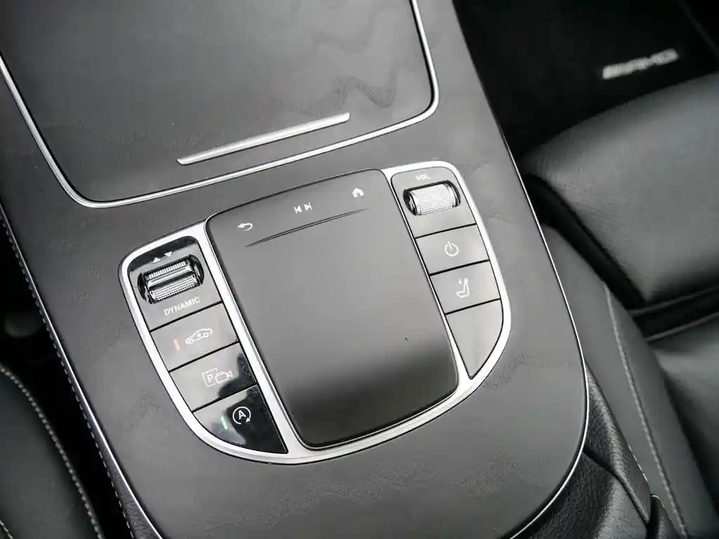 Mercedes-Benz E 400