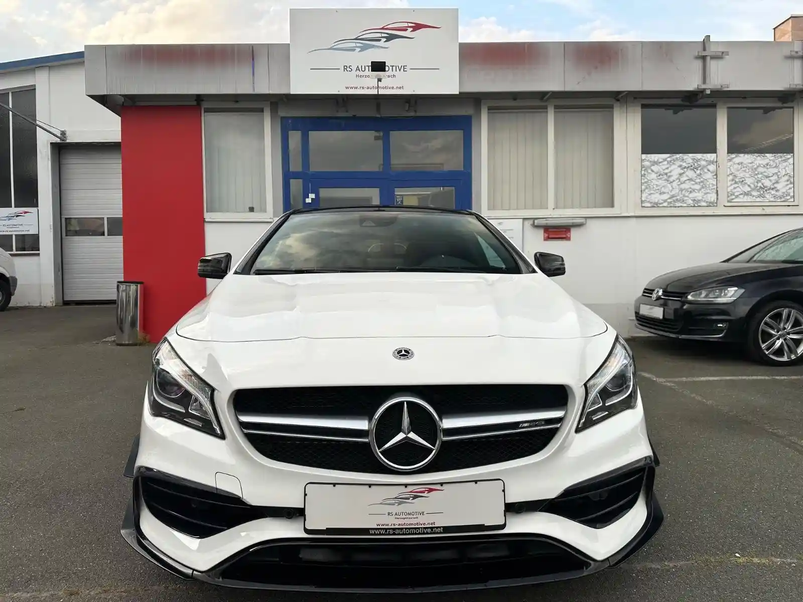 Mercedes-Benz CLA 45 AMG