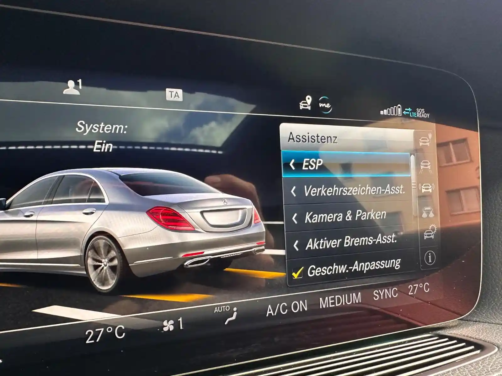 Mercedes-Benz S 560