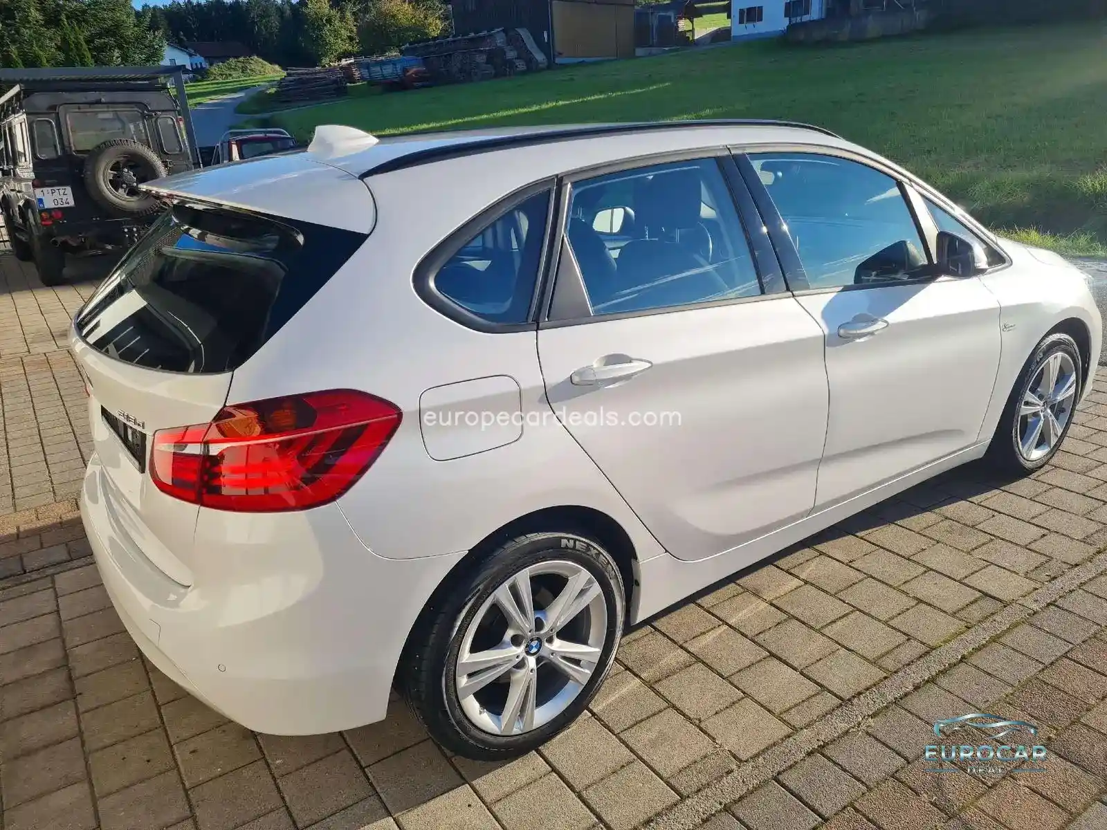 BMW 218