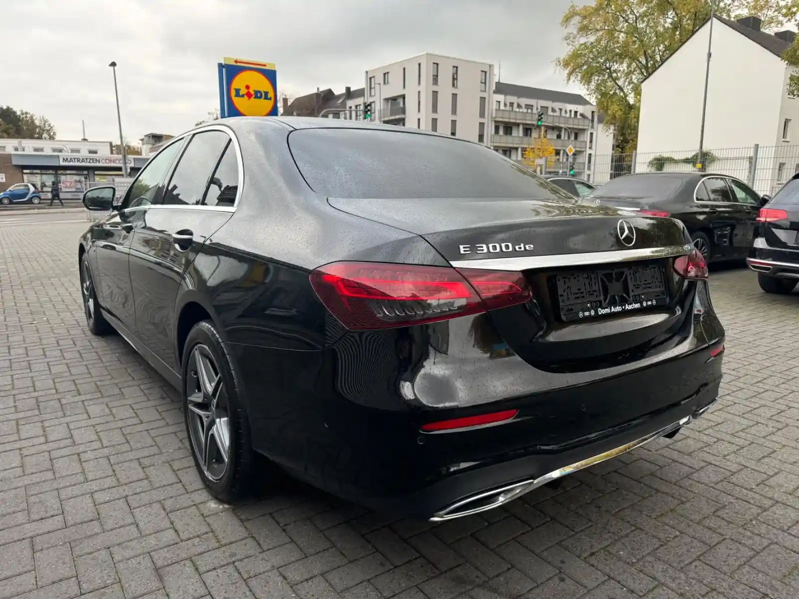 Mercedes-Benz E 300
