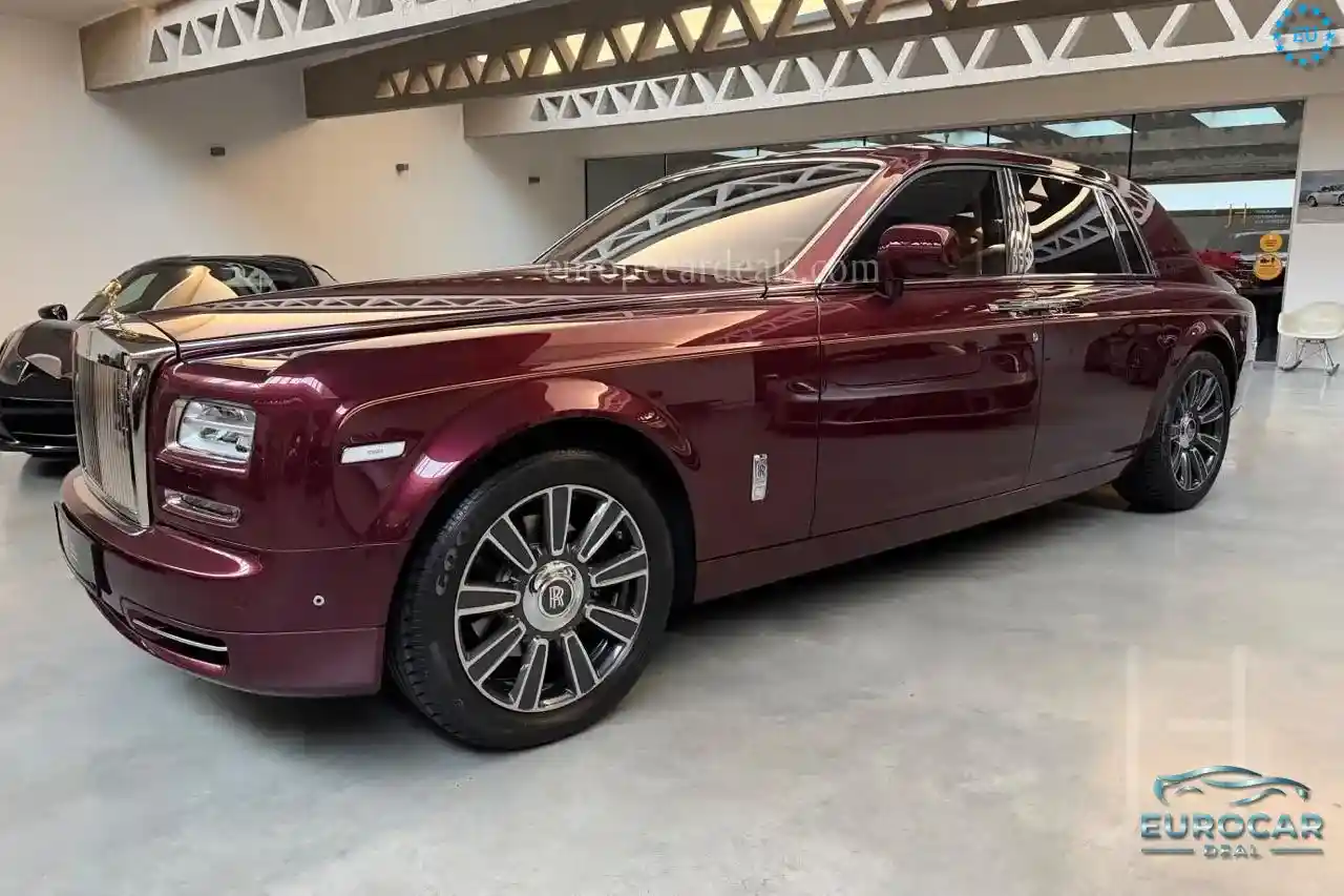 Rolls-Royce Phantom