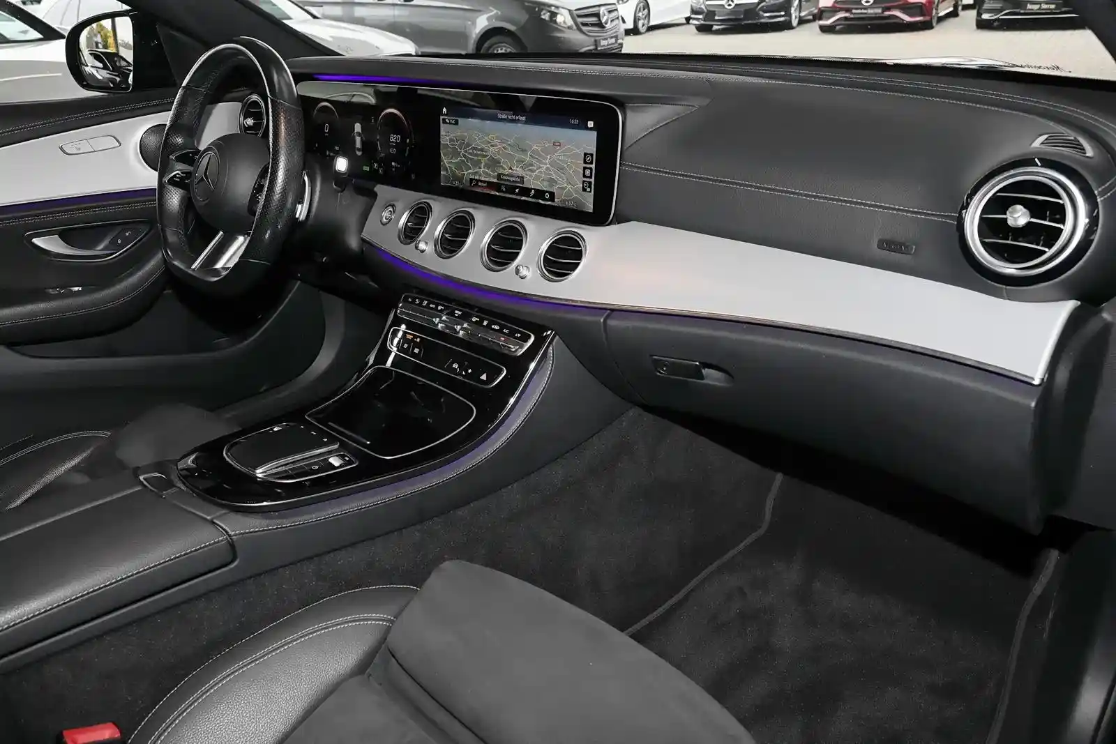 Mercedes-Benz E 300