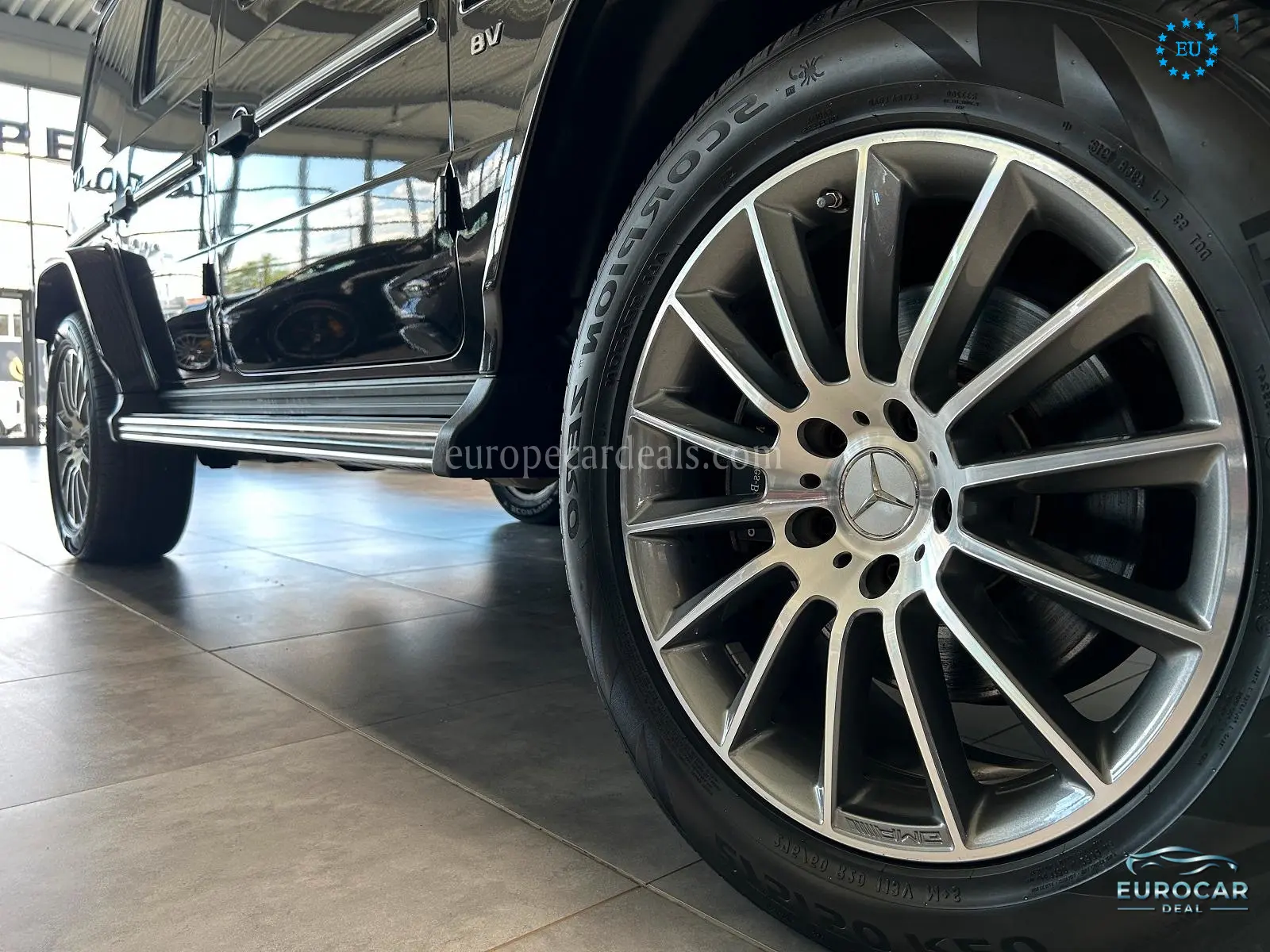 Mercedes-Benz G 500