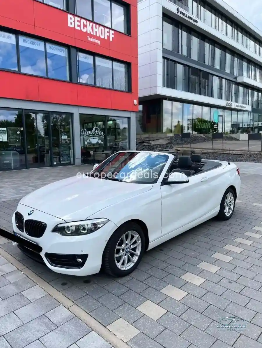 BMW 218