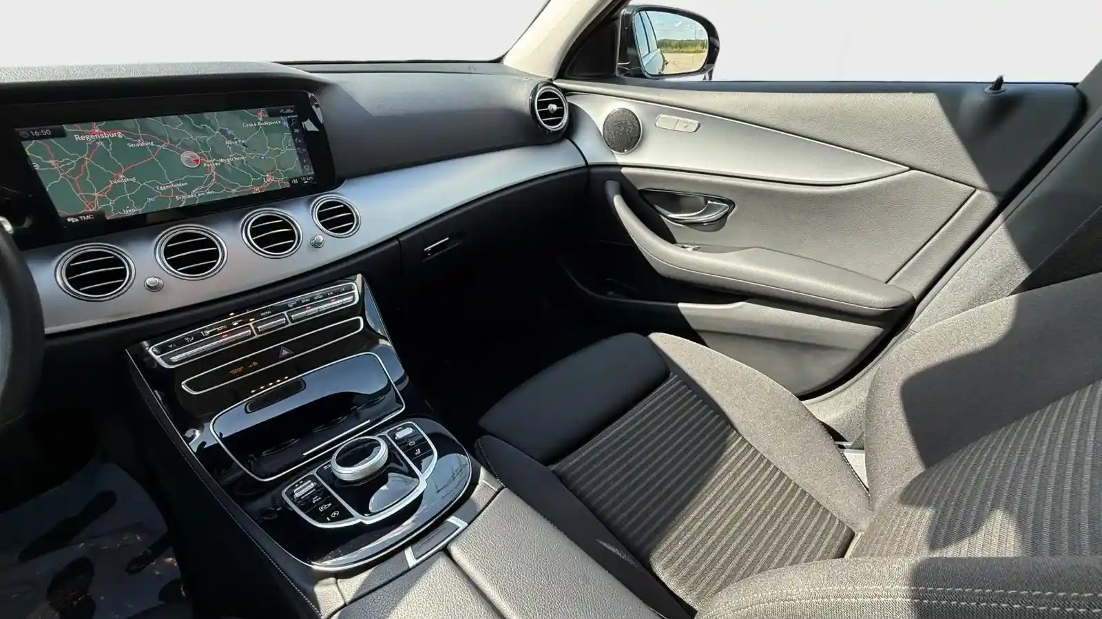 Mercedes-Benz E 400