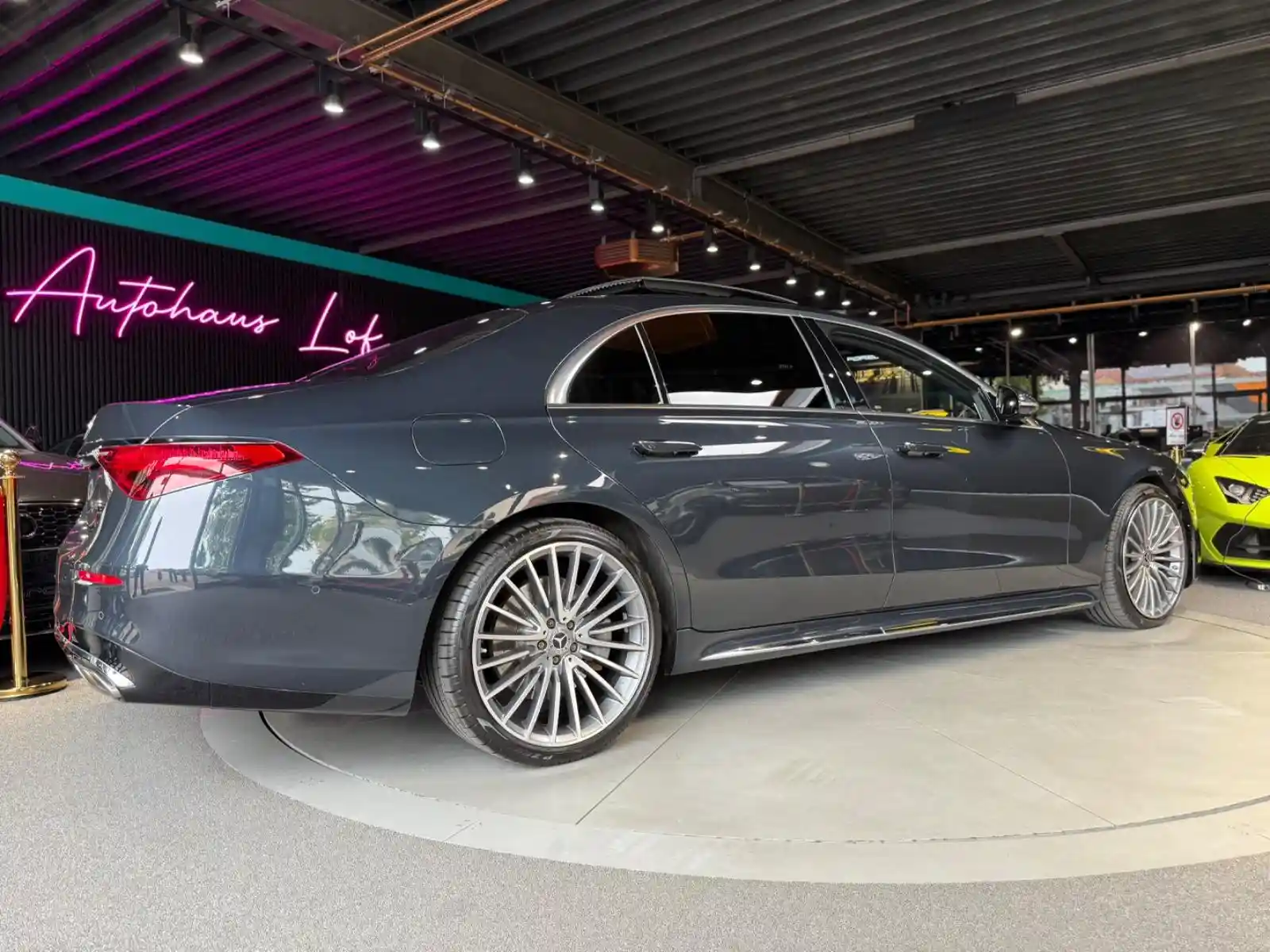 Mercedes-Benz S 500