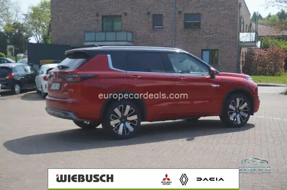 Mitsubishi Plug-in Hybrid Outlander