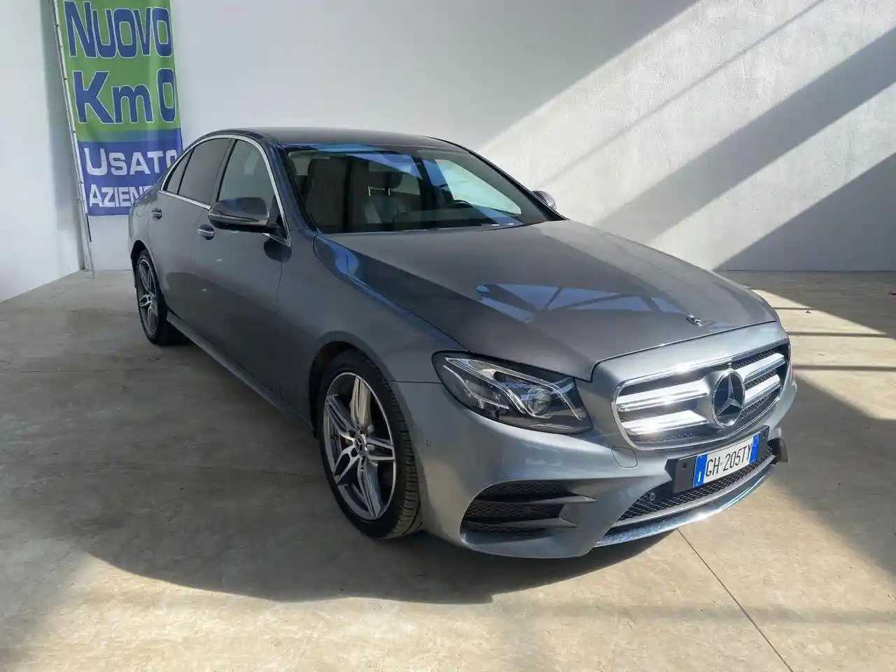 Mercedes-Benz E 220