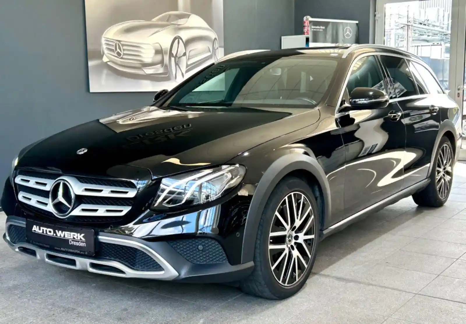 Mercedes-Benz E 220