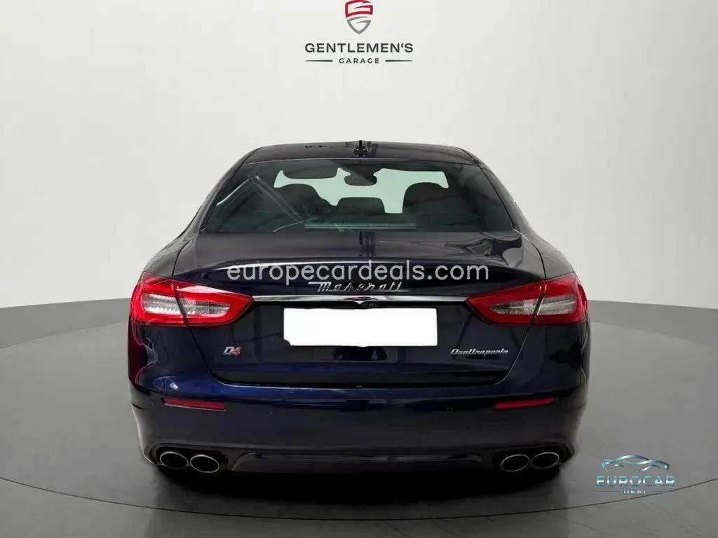 Maserati Quattroporte