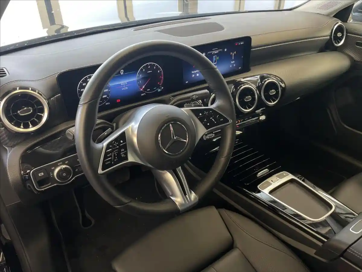 Mercedes-Benz CLA 200 Shooting Brake