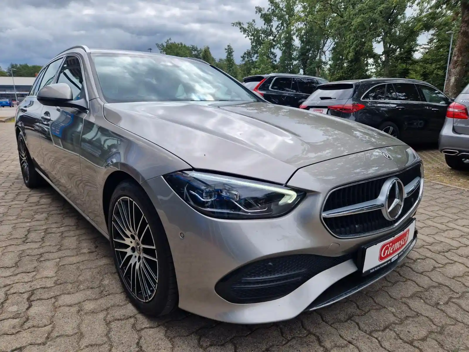 Mercedes-Benz C 220