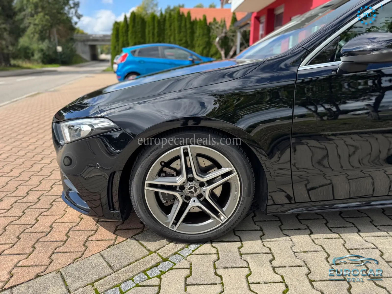 Mercedes-Benz A 220
