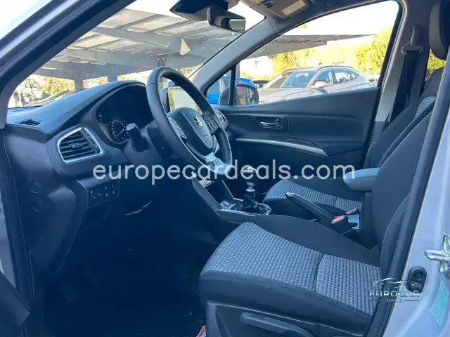 Suzuki (SX4) S-Cross