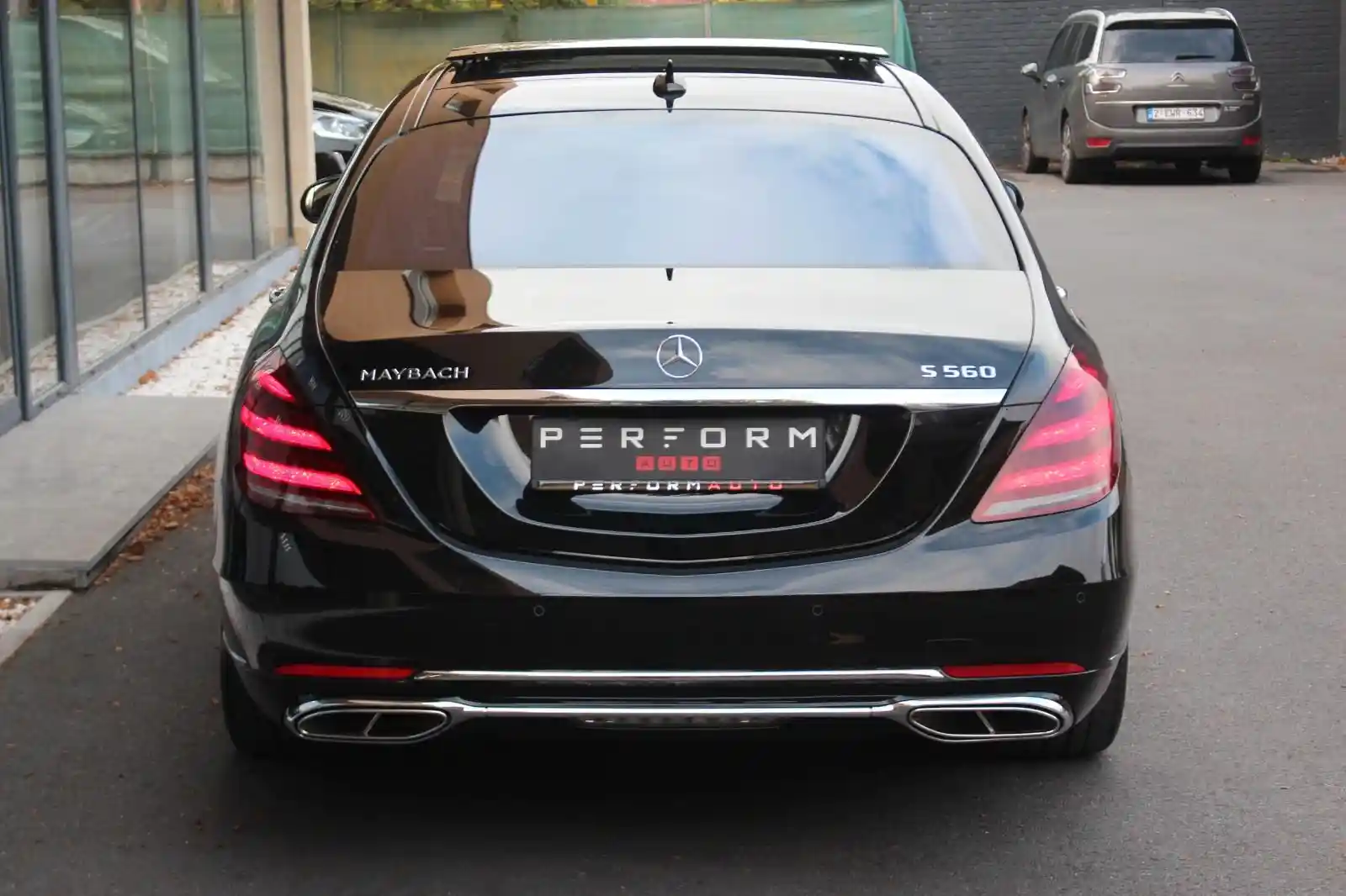 Mercedes-Benz S 560