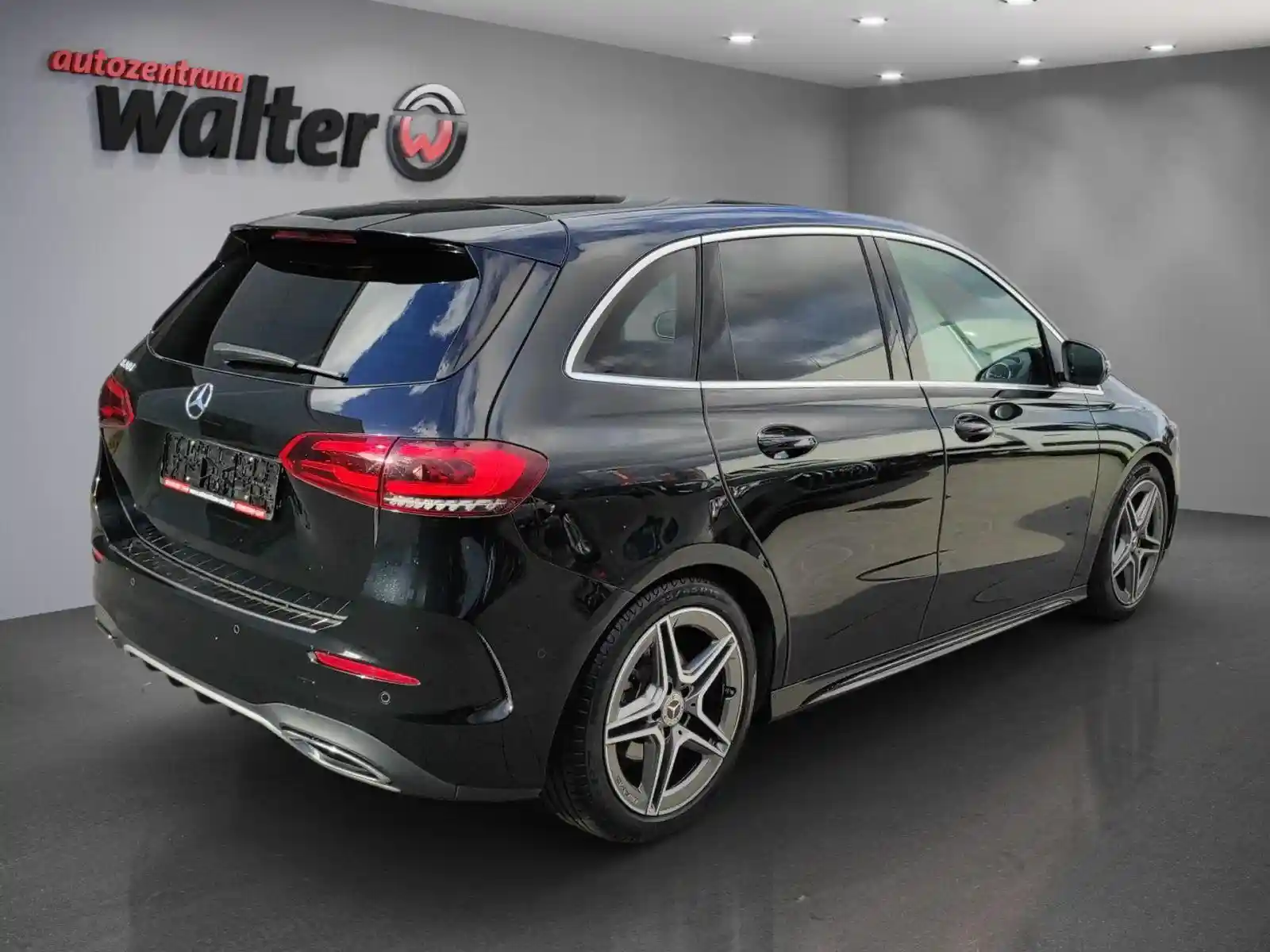 Mercedes-Benz B 200