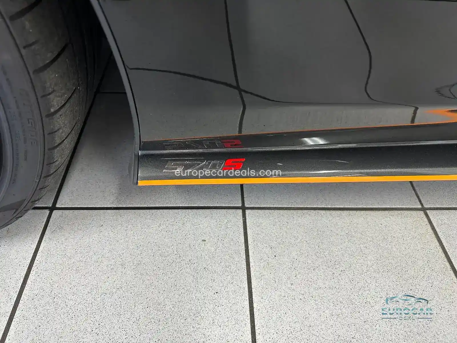 McLaren 570S
