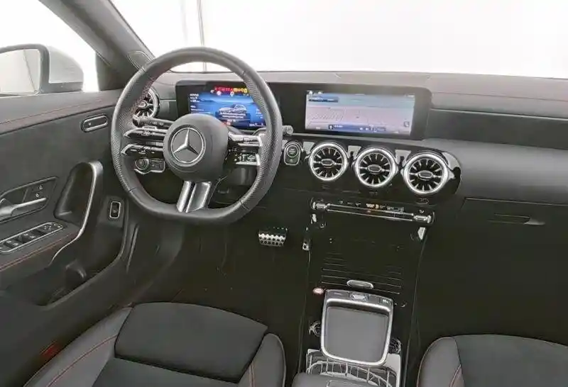Mercedes-Benz CLA 220 Shooting Brake