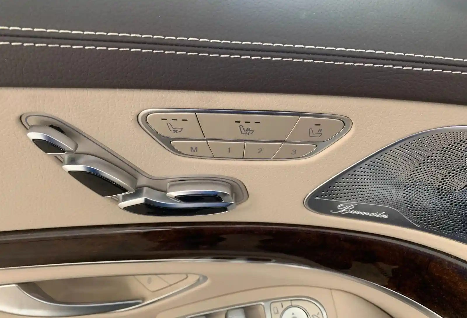 Mercedes-Benz S 560