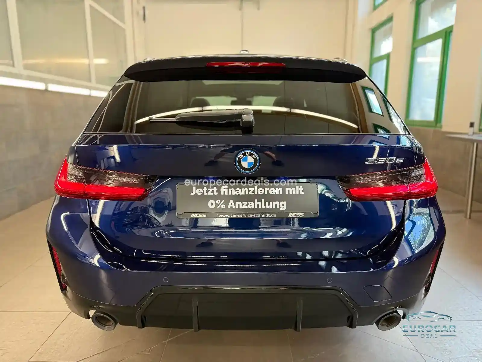 BMW 330